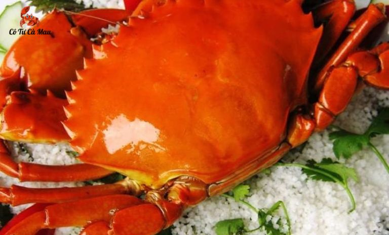 Luộc hoặc hấp cua là quá trình chế biến giữ nguyên giá trị dinh dưỡng cho bé