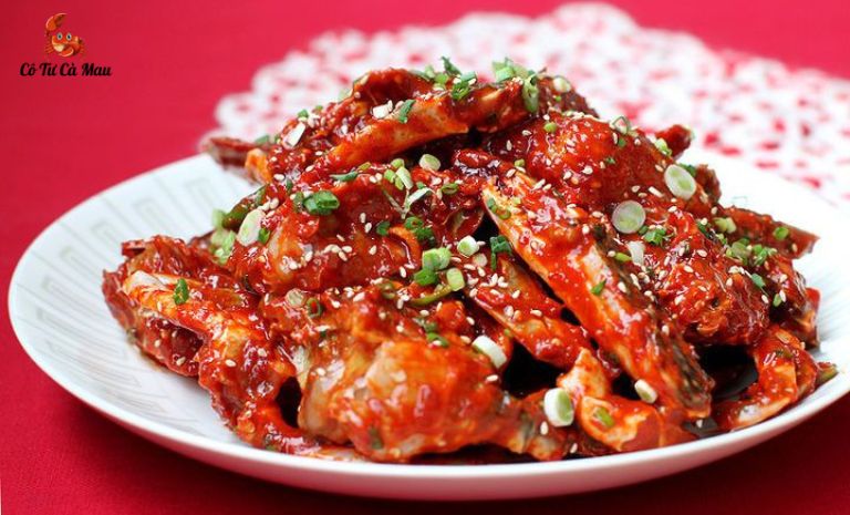 Ghẹ sốt tương cay chế biến với nước sốt đặc trưng Hàn Quốc