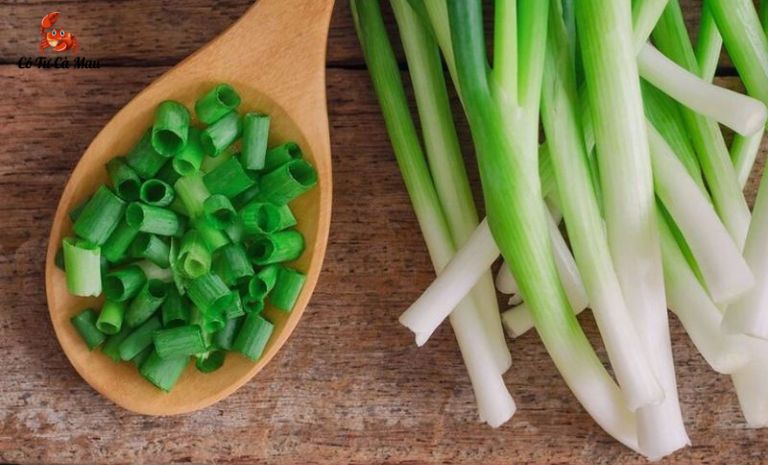 Cháo ghẹ kết hợp cùng hành lá
