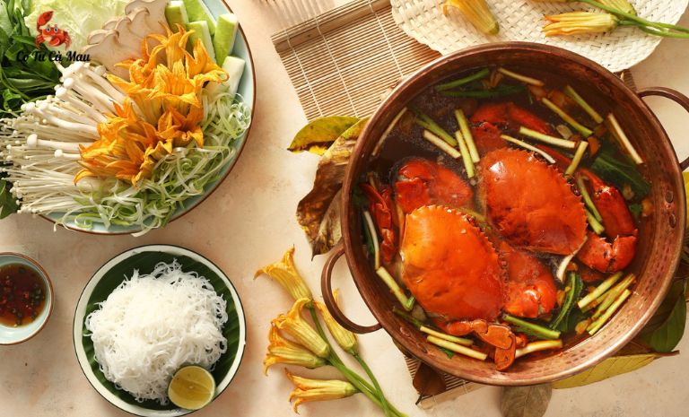 Lẩu gạch cua với hương vị ngọt thanh đặt trưng